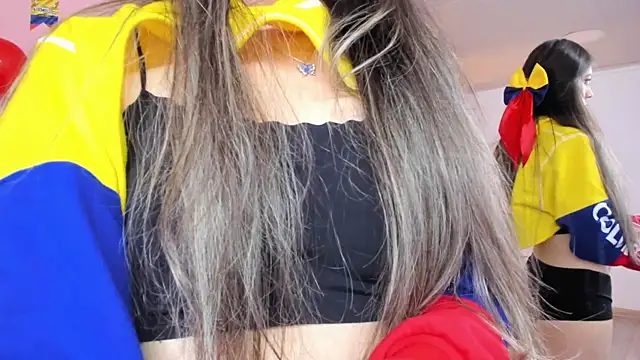 Snapshot of AshleyBenoitt chatting on July 20, 1:35 pm AshleyBenoitt online show from July 20, 1:35 pm