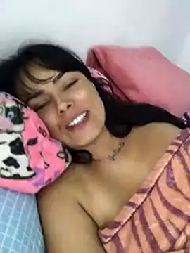Juanita6908 online show from June 10, 4:56 am