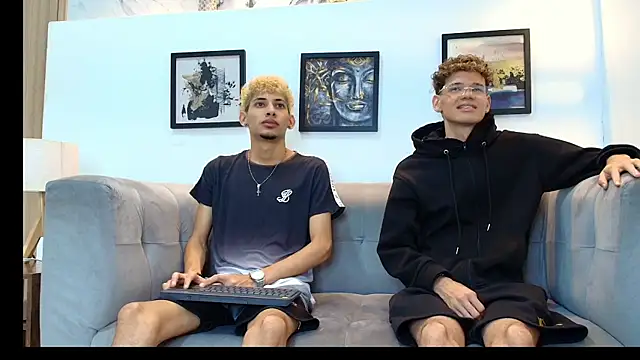 Hot skinny guys online show from June 10, 7:35 pm
