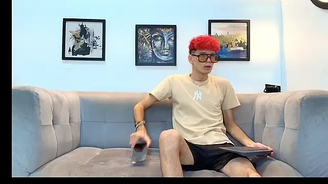 Hot skinny guys online show from June 24, 7:13 pm