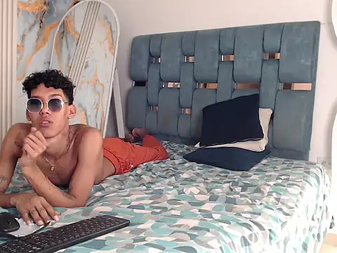 Thick cock guys online show from June 11, 12:32 am