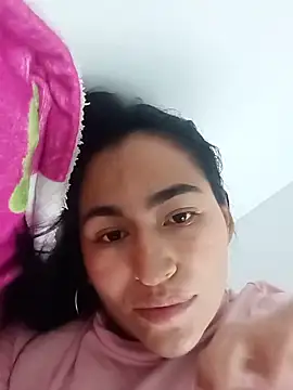 Carolina Velez pm online show from June 14, 10:45 pm