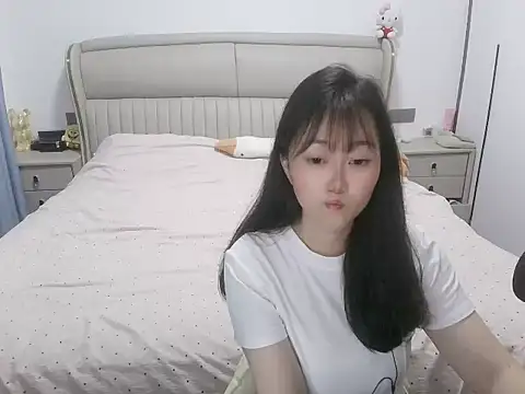 Emgirl-00 online show from June 15, 2:08 pm