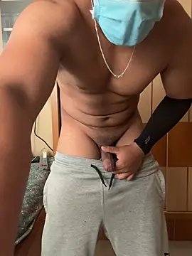 muscularZoro online show from June 16, 12:19 pm