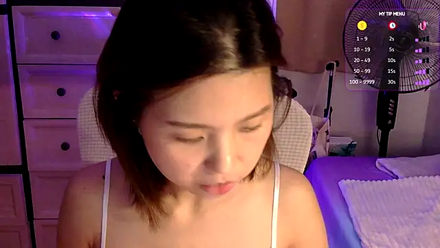 urgrl portia online show from July 15, 11:04 am