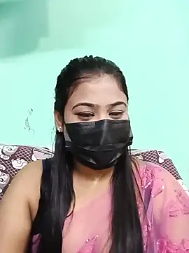 Snapshot of Sweathatamil chatting on July 8, 6:34 pm Sweathatamil online show from July 8, 6:34 pm