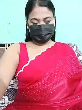 Snapshot of Sweathatamil chatting on July 16, 5:19 pm Sweathatamil online show from July 16, 5:19 pm