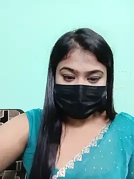Snapshot of Sweathatamil chatting on July 28, 8:52 pm Sweathatamil online show from July 28, 8:52 pm