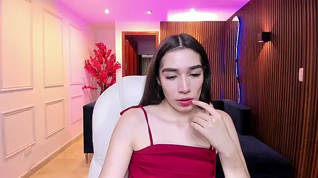 Emma caarter  online show from August 1, 3:17 am