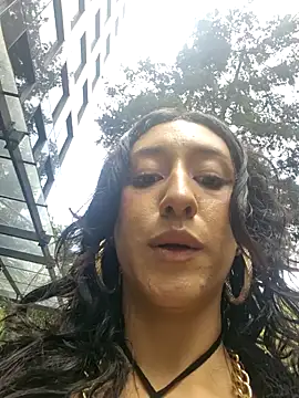 Snapshot of _valerianam chatting on June 10, 3:44 pm valerianam online show from June 10, 3:44 pm