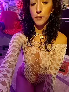 Snapshot of _valerianam chatting on July 26, 10:16 pm valerianam online show from July 26, 10:16 pm