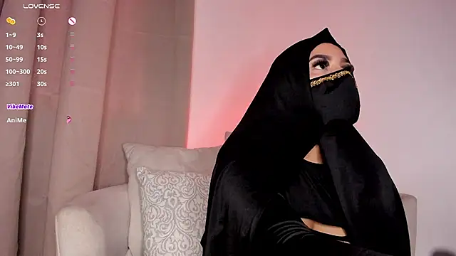 Snapshot of rashida_66 chatting on July 14, 12:33 pm rashida 66 online show from July 14, 12:33 pm