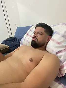 mineirinho3120 online show from June 13, 1:25 am
