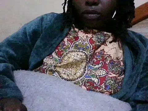 Snapshot of lucyswee chatting on July 11, 6:16 am lucyswee online show from July 11, 6:16 am