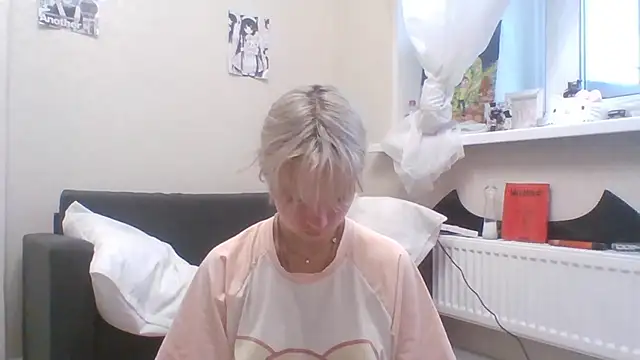 DinaKolter online show from July 30, 3:11 pm