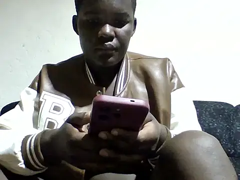 Sassylilmama online show from June 11, 2:44 am