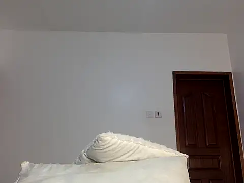 Snapshot of Evabanks chatting on July 25, 12:31 am Evabanks online show from July 25, 12:31 am