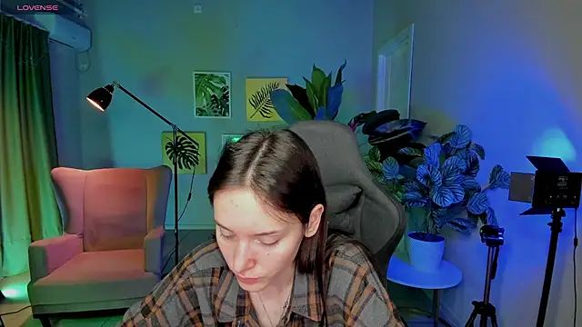 Snapshot of Eva_Leeee chatting on July 1, 5:09 am Eva Leeee online show from July 1, 5:09 am
