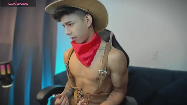 Snapshot of andy_cute22 chatting on July 19, 6:00 pm andy cute22 online show from July 19, 6:00 pm