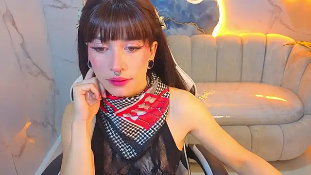 Snapshot of Lily_Tx chatting on June 24, 12:37 pm Lily Tx online show from June 24, 12:37 pm
