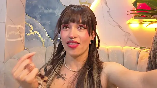 Snapshot of Lily_Tx chatting on July 6, 3:03 pm Lily Tx online show from July 6, 3:03 pm