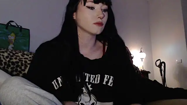 sexi gurl99 online show from June 30, 11:11 am