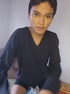 paulo dude online show from June 12, 1:10 pm