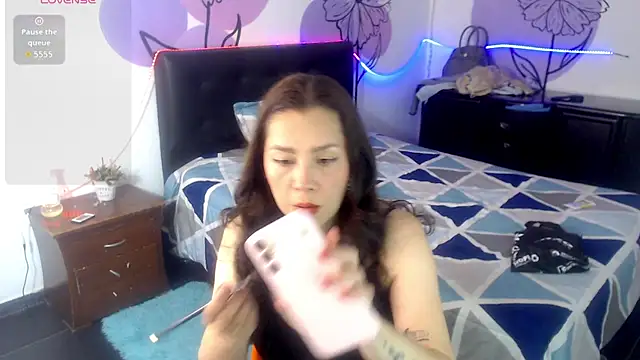 Snapshot of solhime chatting on July 28, 1:21 pm solhime online show from July 28, 1:21 pm