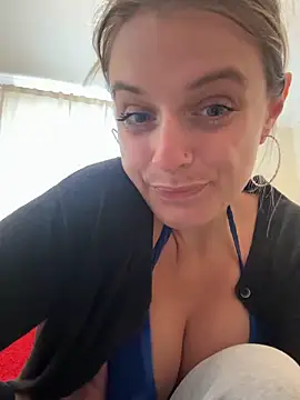 Snapshot of tinkeerbelle chatting on June 12, 4:50 pm tinkeerbelle online show from June 12, 4:50 pm