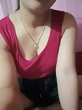 Snapshot of Clarra-s chatting on July 9, 10:58 pm Clarra-s online show from July 9, 10:58 pm