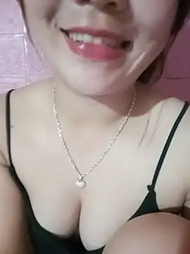 Snapshot of Clarra-s chatting on July 24, 11:03 pm Clarra-s online show from July 24, 11:03 pm