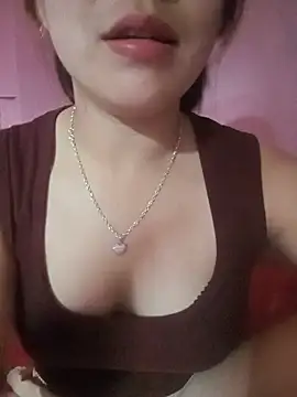 Snapshot of Clarra-s chatting on July 27, 11:28 am Clarra-s online show from July 27, 11:28 am