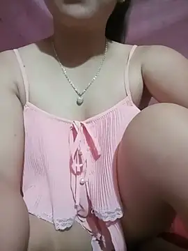 Snapshot of Clarra-s chatting on July 31, 10:47 am Clarra-s online show from July 31, 10:47 am