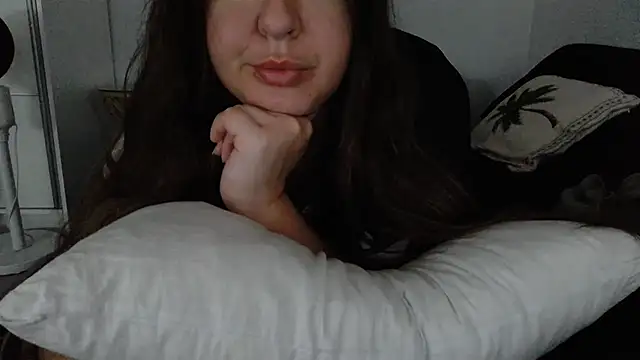 Snapshot of Monia9530 chatting on July 7, 5:54 am Monia9530 online show from July 7, 5:54 am