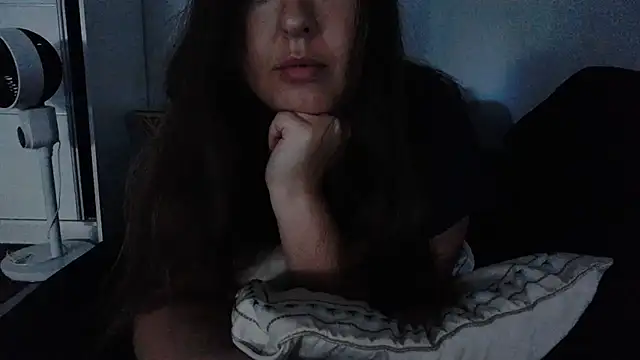 Snapshot of Monia9530 chatting on July 8, 5:23 am Monia9530 online show from July 8, 5:23 am