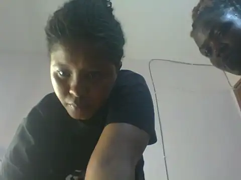 Black prettty online show from July 31, 3:33 pm