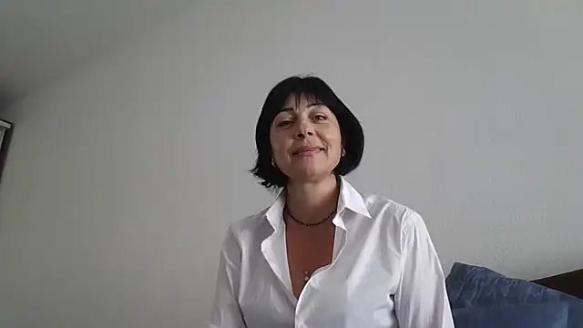 Snapshot of Lakomka499 chatting on July 14, 5:56 am Lakomka499 online show from July 14, 5:56 am