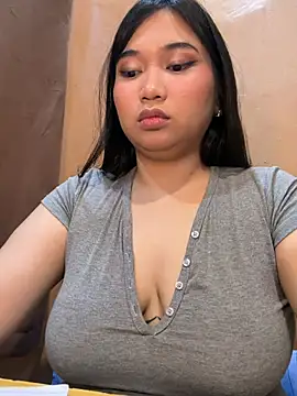 plum sexy online show from June 14, 9:22 am