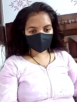 Snapshot of Cute-sonam-01 chatting on June 29, 8:20 am Cute-sonam-01 online show from June 29, 8:20 am