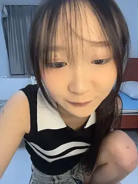 zhili77888 online show from July 17, 12:23 pm
