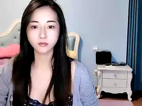 Snapshot of Qianqian-666 chatting on July 17, 11:17 am Qianqian-666 online show from July 17, 11:17 am