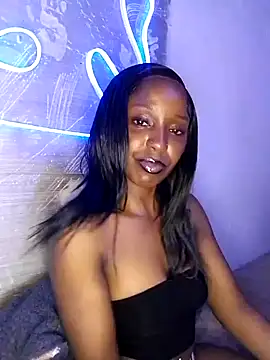 Pretty-Caramel1 online show from June 18, 1:37 pm