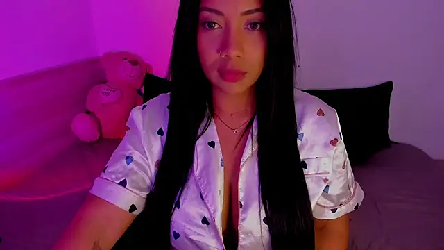 NicolePasqualott online show from November 30, 6:01 pm