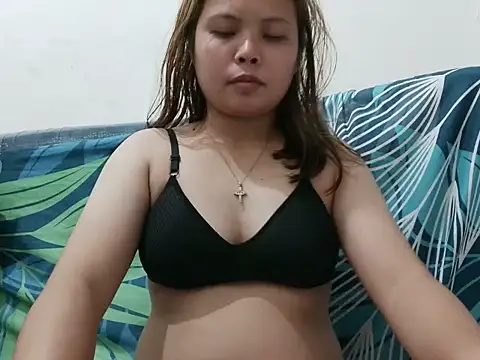 Snapshot of peachy_dreams66 chatting on July 21, 12:07 pm peachy dreams66 online show from July 21, 12:07 pm