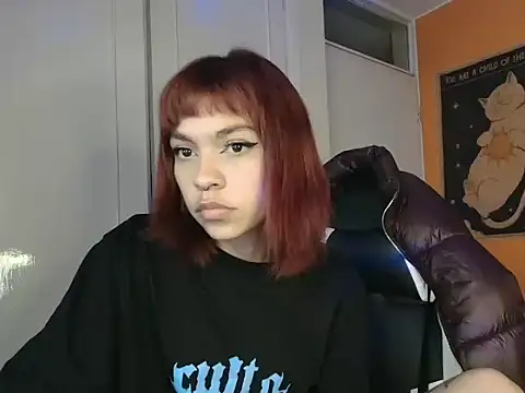 xLilyAngelx  online show from August 1, 3:06 am