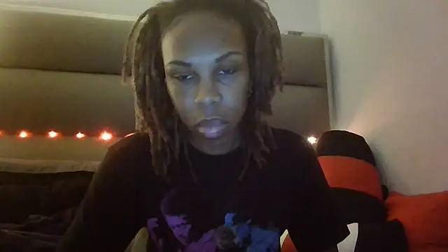 Opal Rainbow online show from November 18, 12:05 am