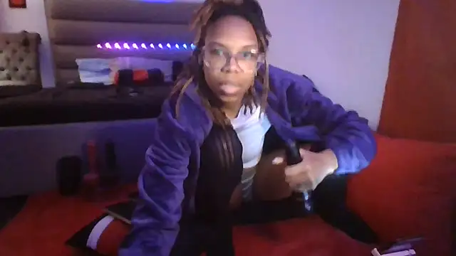 Opal Rainbow online show from March 21, 1:32 am