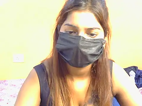 Snapshot of dream_-girl chatting on July 7, 6:47 am dream -girl online show from July 7, 6:47 am