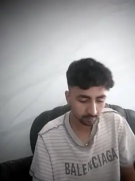 Snapshot of achraf31 chatting on June 15, 1:02 pm achraf31 online show from June 15, 1:02 pm
