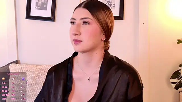Snapshot of Alanna_DH chatting on June 30, 7:37 pm Alanna DH online show from June 30, 7:37 pm